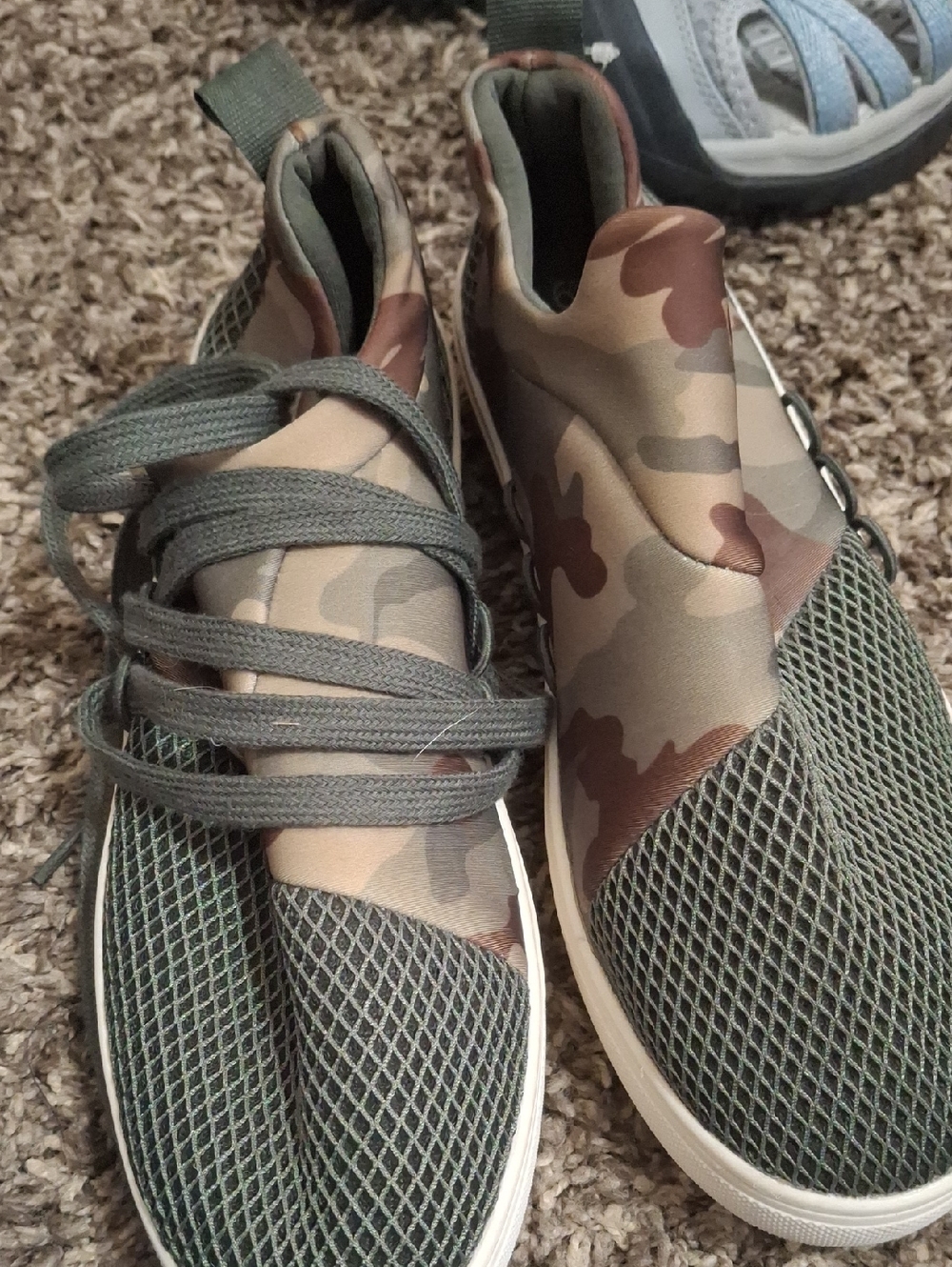Men's Camouflage Slip-On Athletic Shoes - Green